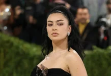 Charli XCX Gelar Listening Party di Bioskop Indie