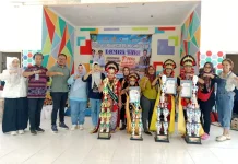 171 Peserta Meriahkan Lomba Tari Topeng di Pantai Tirtamaya Indramayu
