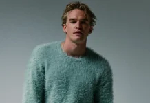 Cody Simpson Usung Estetika Komedi Klasik "Fluent", Terinspirasi Charlie Chaplin