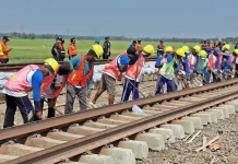 KAI Daop 3 Cirebon Perkuat Pemeliharaan Prasarana Demi Keselamatan Perjalanan