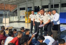 Bukan Razia, Lapas Kuningan Malah Bagikan Paket Mandi ke Warga Binaan