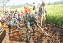 Sinergi TNI & Warga Percepat Akses Infrastruktur Strategis di Majalengka