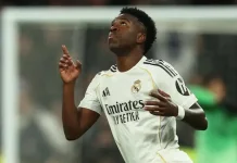 Resmi, Vinícius Júnior Bertahan di Bernabéu