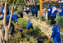 Jaga Lingkungan, Partai Demokrat Gelar Gerakan Langit Biru di Cirebon