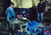 Perumdam Indramayu Salurkan Air Bersih imbas Kemarau Sungai Cimanuk