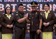 Sukmadjaya Negara Serahkan Jabatan Kajari Majalengka ke Regi Komara