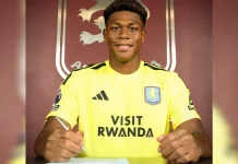 Aston Villa Rekrut Zion Suzuki, Kiper Asia Pertama di Liga Inggris