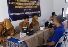 Disdukcapil Kota Cirebon Jemput Bola Perekaman Biometrik untuk Warga Rentan