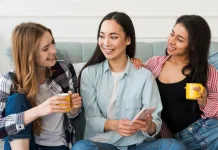 Bertemu Teman Bisa Bantu Tingkatkan Mood