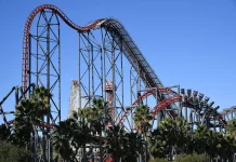Wahana "X2" di Six Flags Magic Mountain Sebabkan Pengunjung Cedera Otak