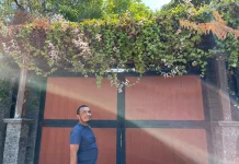 Gerbang Rumah di Majalengka Ini Disebut Mirip Kediaman Jokowi di Solo
