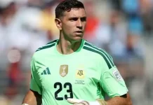Chelsea Incar Kiper Aston Villa, Emiliano Martinez