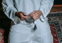 Perbanyak Shalawat di Bulan Maulid, Umat Muslim Didorong Raih Keutamaan & Syafaat