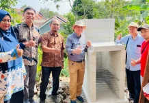 ROKINSA & Biopori SENTUH Dorong Pengelolaan Sampah Terpadu Desa Bantaragung
