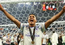 Ollie Watkins Resmi Gabung Al-Hilal Senilai £51 Juta