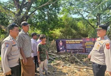 Sat Binmas Polres Indramayu Edukasi Warga Cegah Karhutla