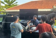 Dibalik Meriahnya Event, Ada Proses Loading yang Sibuk