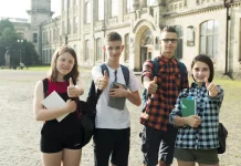 Los Angeles Ikuti Langkah Pembatasan AI bagi Siswa di Sekolah