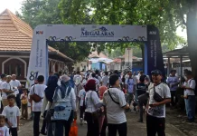 Kebersamaan pekerja KAI melalui Jalan Sehat dan Family Gathering