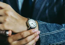 Daya Tarik Jam Tangan Analog di tengah era Smartwatch Daya Tarik