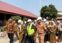Mendikdasmen Tinjau Revitalisasi SDN 1 Kedungjaya Kabupaten Cirebon