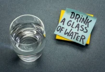 Kenapa Minum Air Mudah Dilupakan saat Sedang Sibuk?”