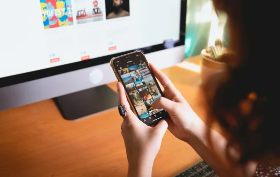 Fenomena Kecanduan Scroll Media Sosial yang Kian Marak