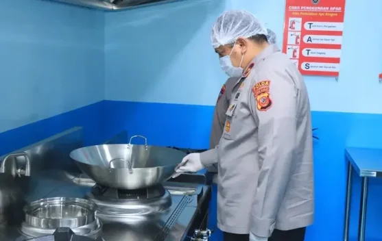 Wakapolda Jabar Tinjau Program Rutilahu dan Kesiapan Gizi di Indramayu