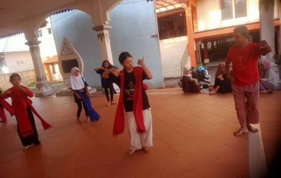 Sanggar Melati Ayu Indramayu Latih Anak Tari Kreasi Nusantara