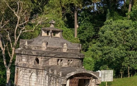 Melintas di Cigugur, Jangan Lewatkan Jejak Van Beek