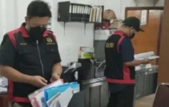 Kejati Jabar Geledah DPRD Indramayu Belum TetapkanTersangka Tuper