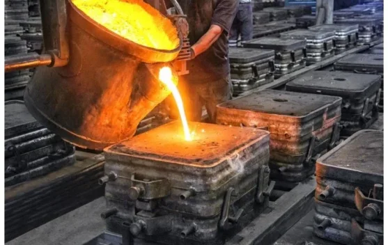Mengenal Pengecoran: Proses "Sulap" Logam Cair Menjadi Produk Bernilai Tinggi