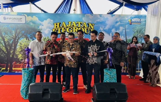 Gandeng UMKM dan Berbagi Bansos, Hajatan Rakyat di Cirebon Berlangsung Meriah