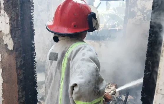 Kebakaran Rumah Tua di Trusmi Wetan Cirebon, Kerugian Rp250 Juta