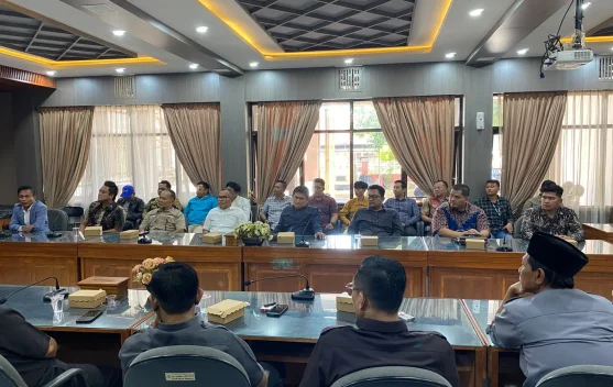 DPRD Kuningan Terima Audiensi Mitra MBG, Bahas Manfaat dan Evaluasi Program