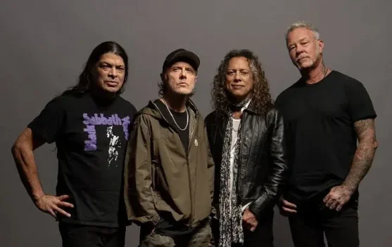 Aksi Nekat Metallica Bawakan Lagu Terlarang
