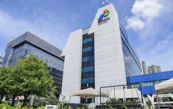 Pertamina Patra Niaga Tindak Tegas AMT yang Merokok saat Mengemudi
