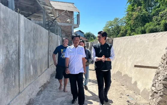 Pemkot Cirebon Rampungkan Senderan Sungai Suba di Kelurahan Drajat