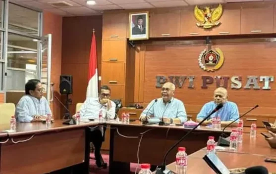 PWI Pusat : Hotman Paris Harus Minta Maaf ke Wartawan