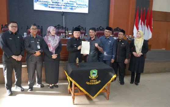 DPRD Kuningan Sahkan LPJ APBD 2025, Banggar Bongkar 17 Temuan BPK