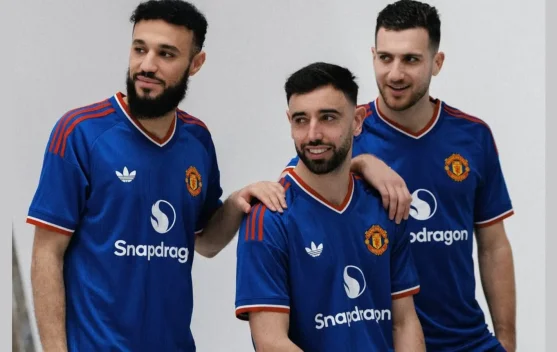 Manchester United Resmi Luncurkan Jersey Tandang Musim 2026/27 Bernuansa Retro: Sejarah dan Kesan Elegan