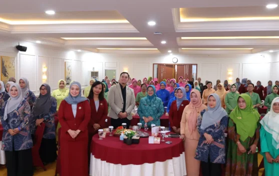 OJK Cirebon Dorong Perempuan Cerdas Kelola Keuangan Keluarga