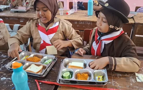 Wali Murid Nilai MBG Bantu Penuhi Asupan Anak di Sekolah