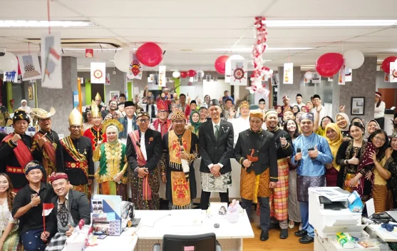 Sambut HUT Ke-81 RI, Pertamina Trans Kontinental Hias Kapal dan Kantor