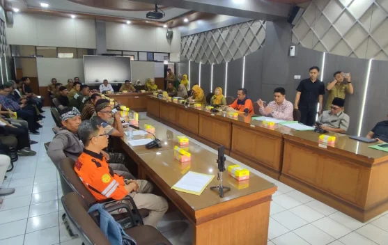 Pejabat Tak Hadir, Kepercayaan Publik dalam Revisi RTRW Dipertanyakan