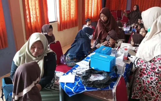 Jejak Kecil di Lorong Sekolah: Menyemai Sehat, Menjaga Harapan