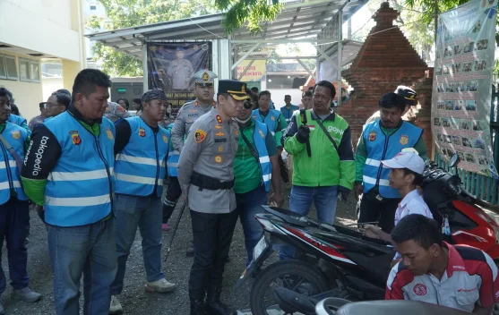 Fasilitas Bersama Diharapkan Pererat Hubungan Polres Cirebon Kota & Ojol