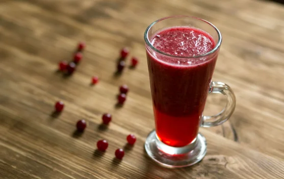 Jus Cranberry, Minuman Asam yang Menarik Perhatian Kesehatan Saluran Kemih
