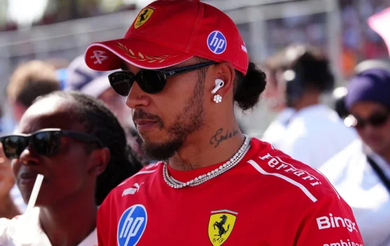 Lewis Hamilton 'Lempar Handuk' untuk Musim Ini
