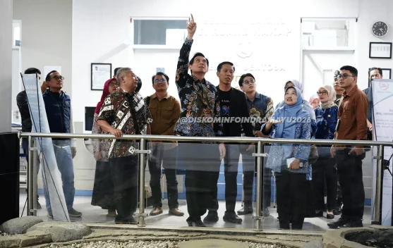 Bupati Indramayu Lucky Hakim Kunjungi RSUD MA Sentot Patrol